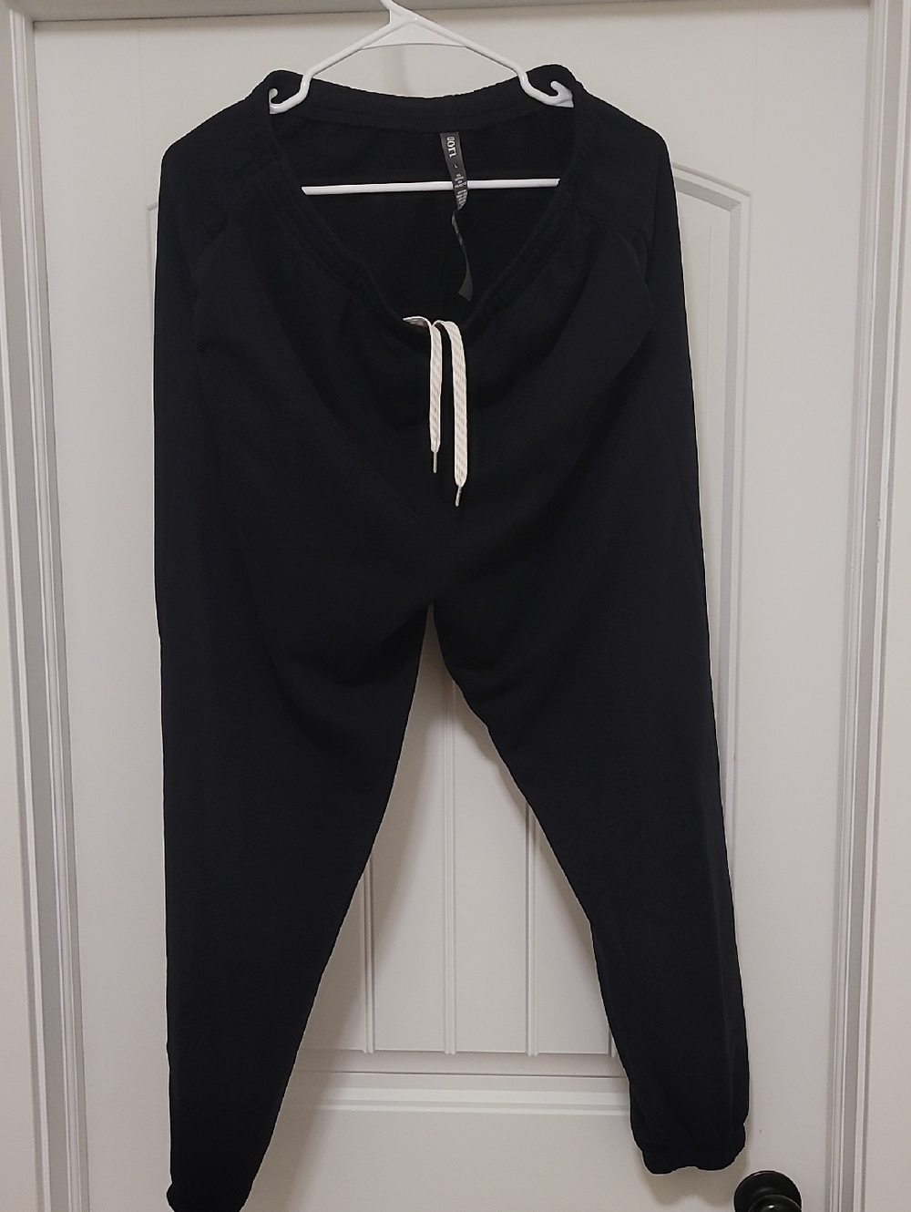 Vuori Women's Sedona Sweatpant In Black